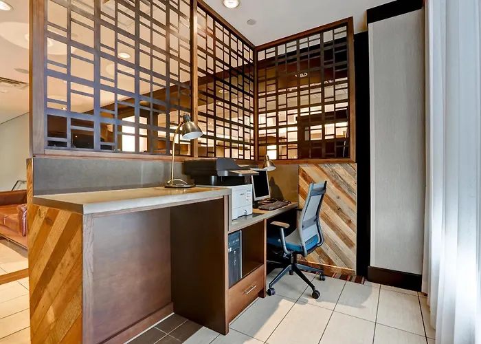 Four Points By Sheraton Toronto Mississauga