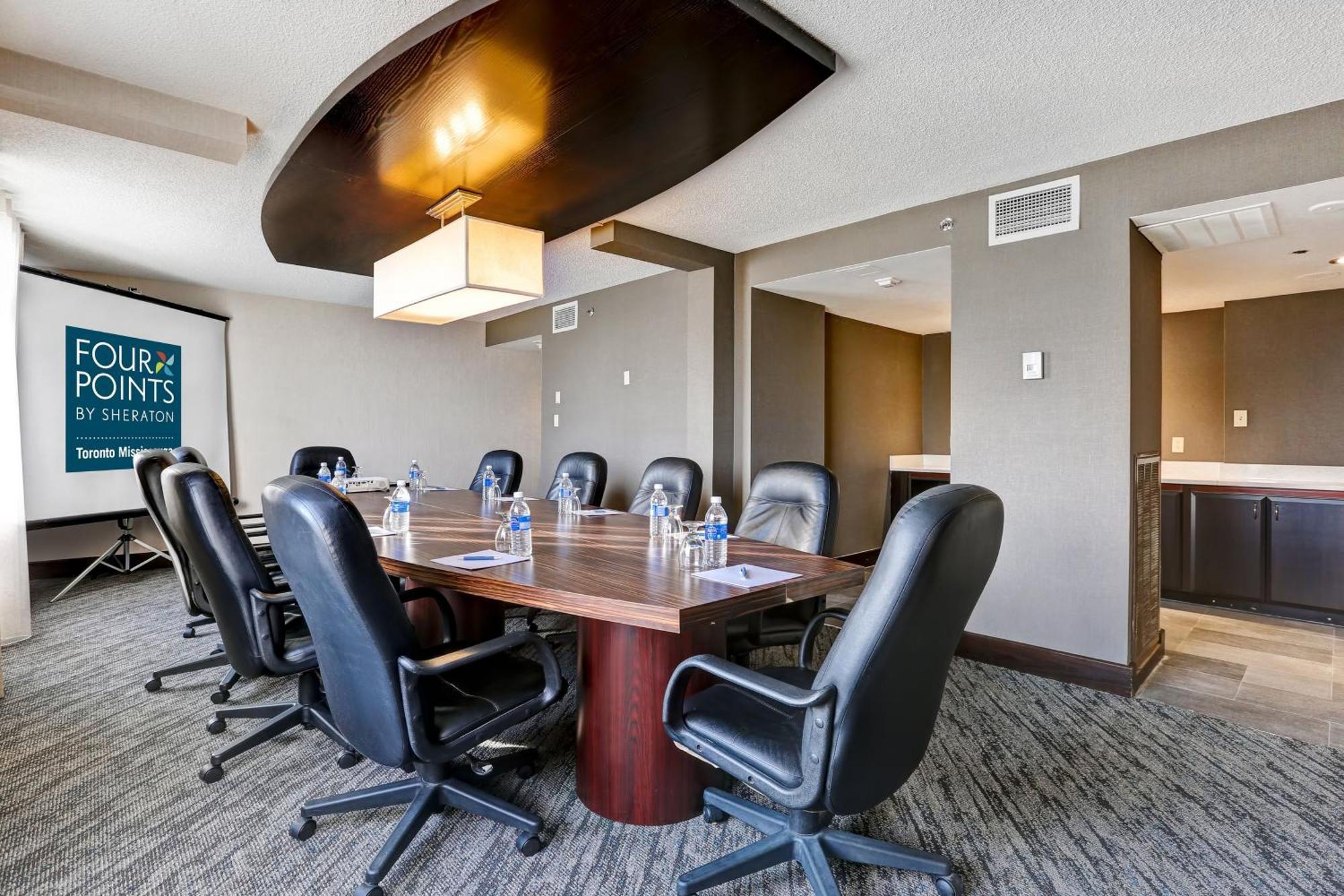 Four Points By Sheraton Toronto 3* Mississauga